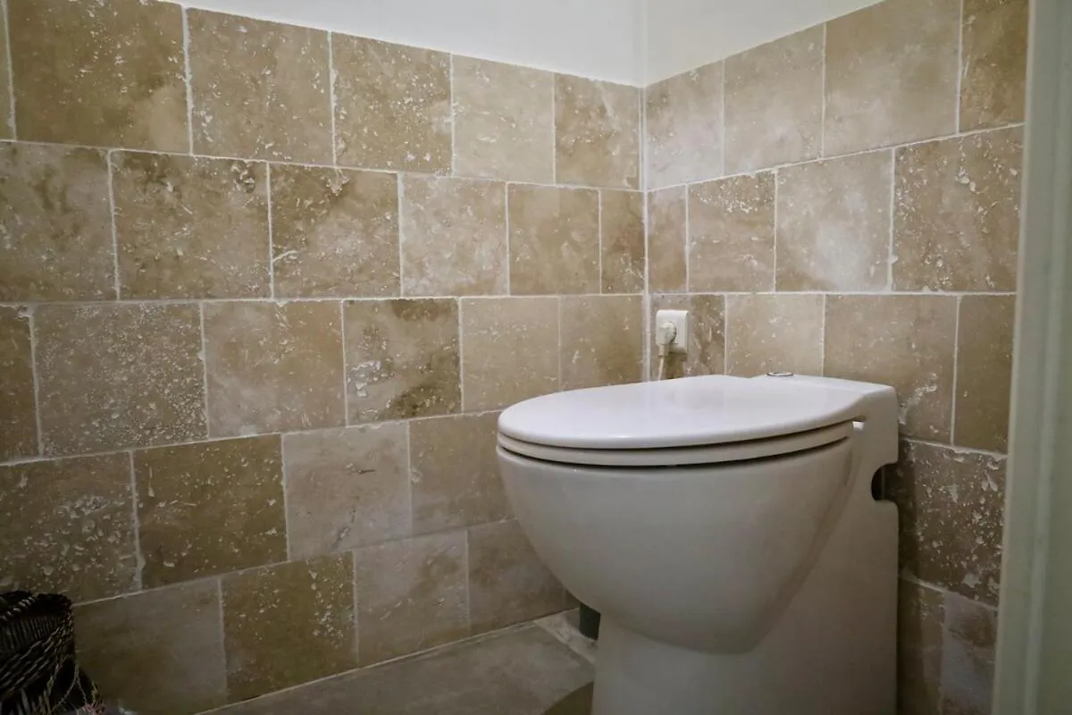 Ground Floor , Cocoon Garden , Parking , Ac Apartment Vallauris 0*,  France