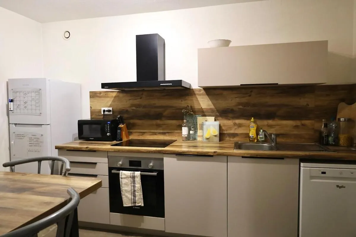 Ground Floor , Cocoon Garden , Parking , Ac Apartment Vallauris
