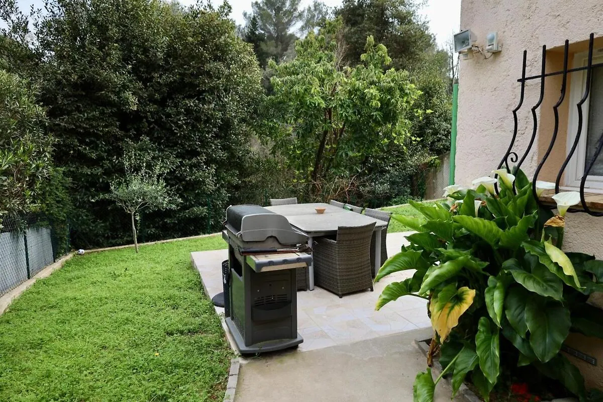 Ground Floor , Cocoon Garden , Parking , Ac Apartment Vallauris