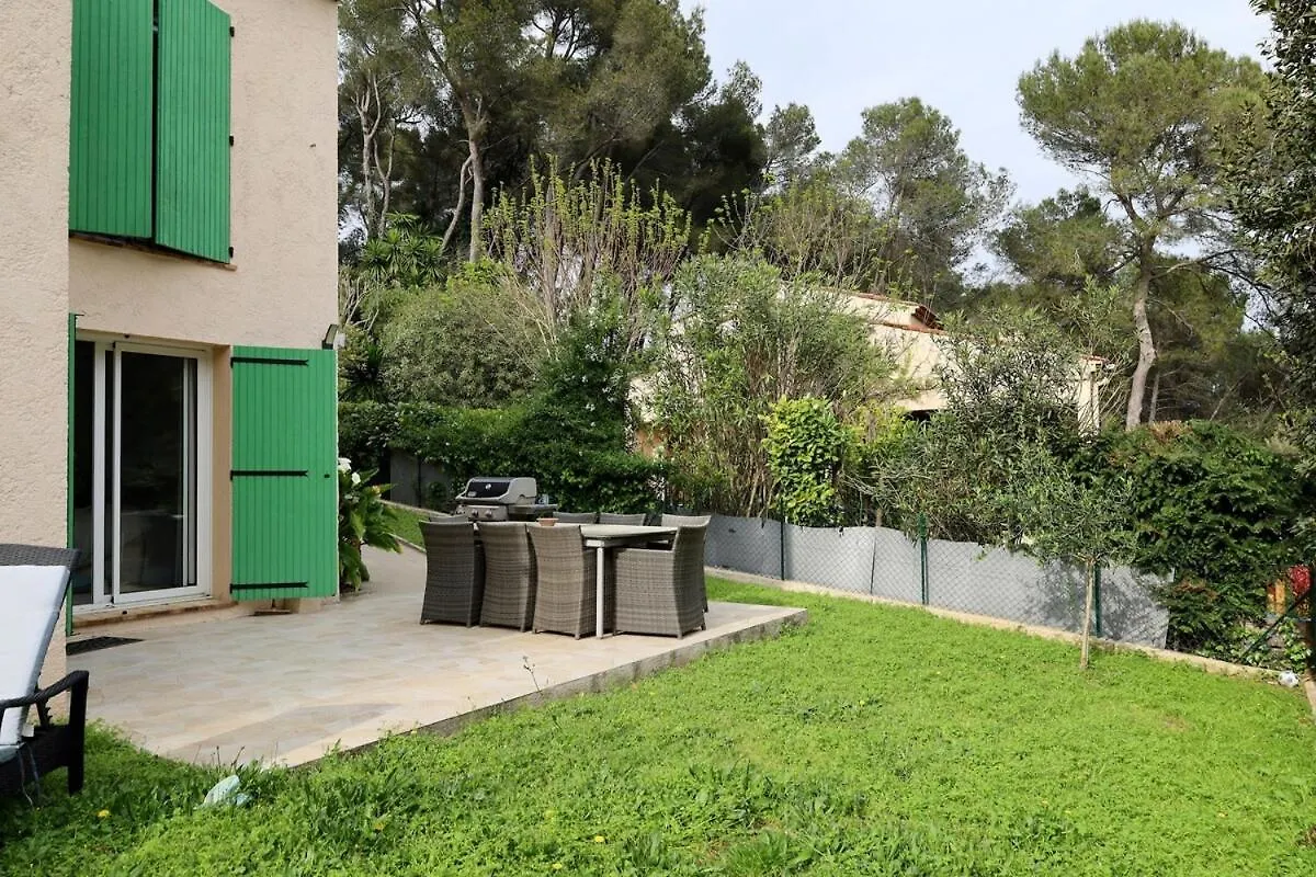 Ground Floor , Cocoon Garden , Parking , Ac Apartment Vallauris France